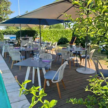 Logis Le Relais Des Plages 2*