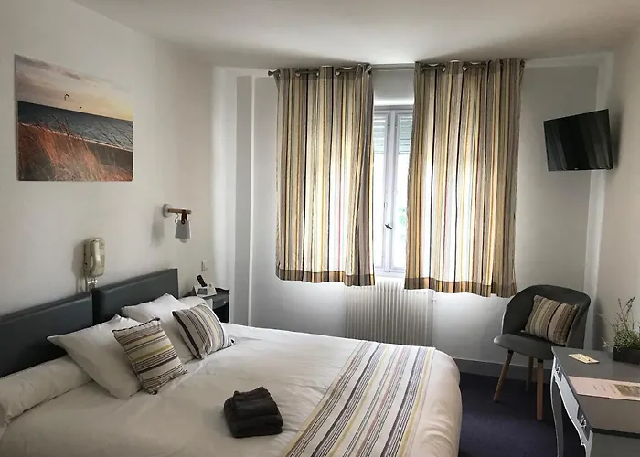 Hotel Logis Le Relais Des Plages